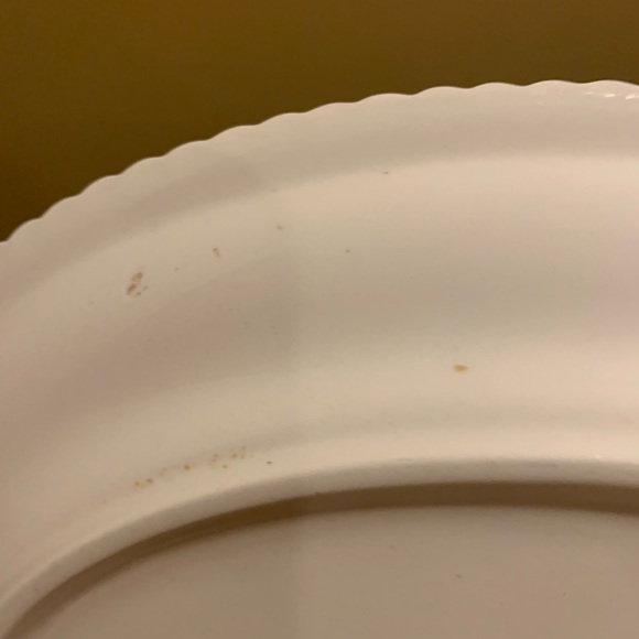 Vintage Harkerware Platter . - Picture 4 of 4